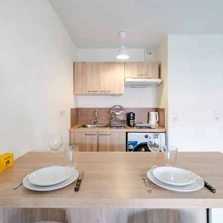 Cozy 2p Port De Garage Daire Nice